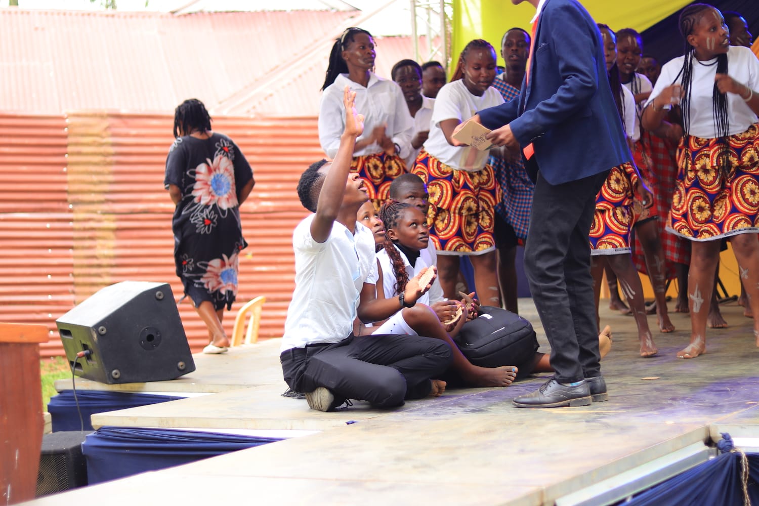 Obuola TV live stage drama performance